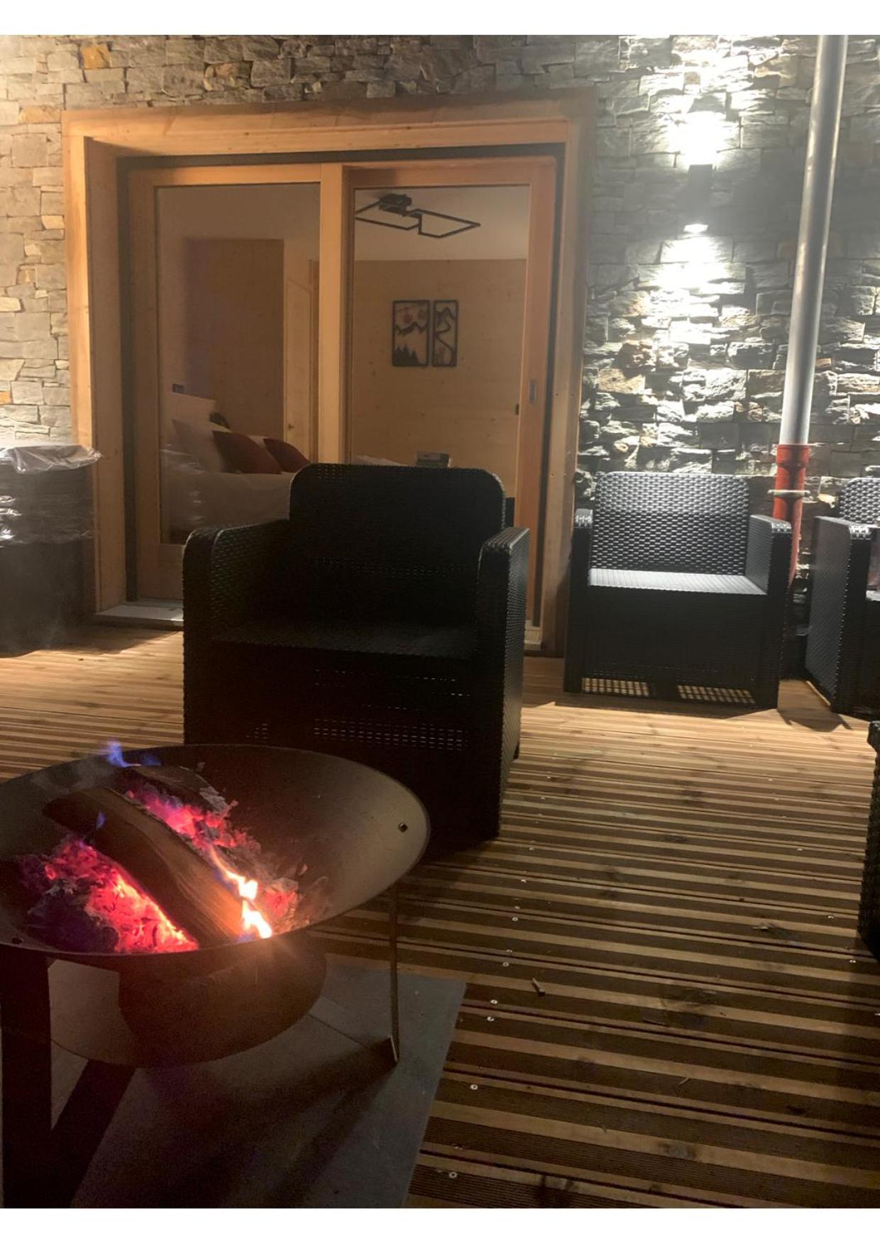 Appartement Le 351 莱热 外观 照片