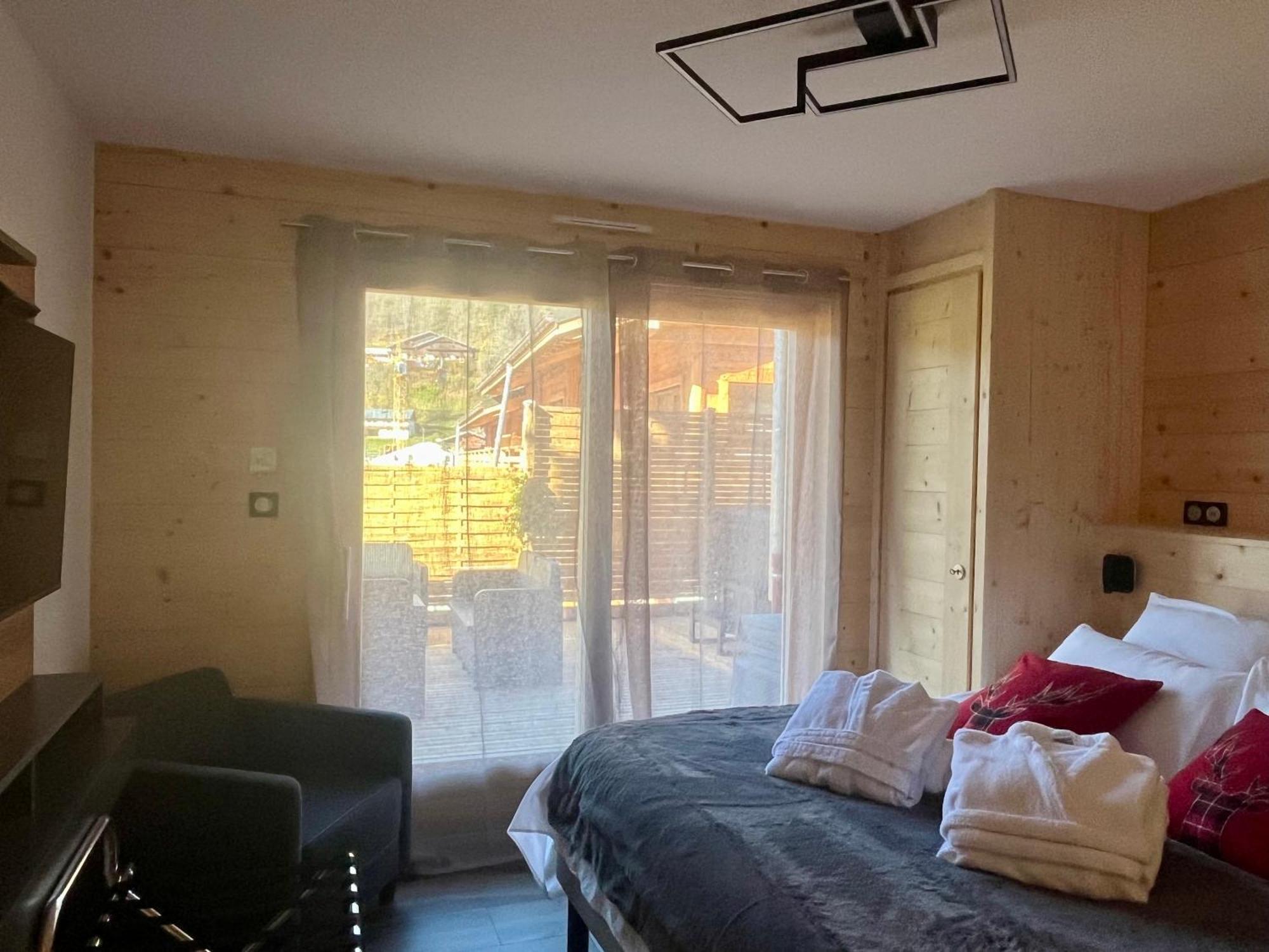 Appartement Le 351 莱热 外观 照片